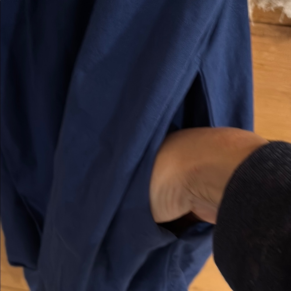 Elegant Blue Wrap Dress - Picture 4 of 4